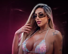 Juju Ferrari